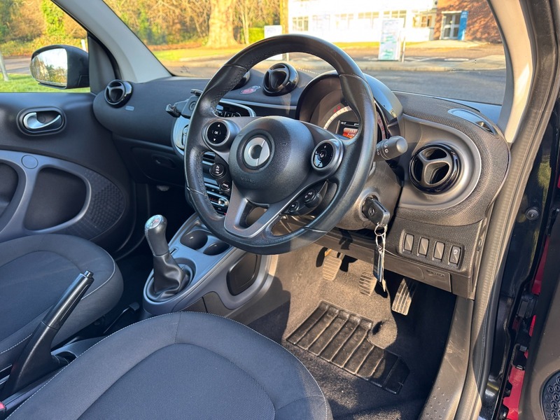 Used smart fortwo 2017 for sale - 76941709: Photo 11