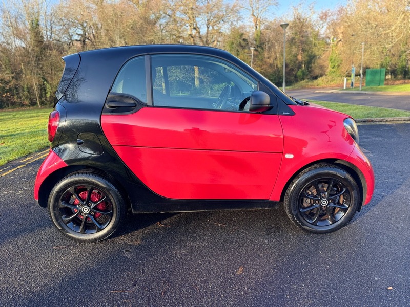 Used smart fortwo 2017 for sale - 76941709: Photo 2