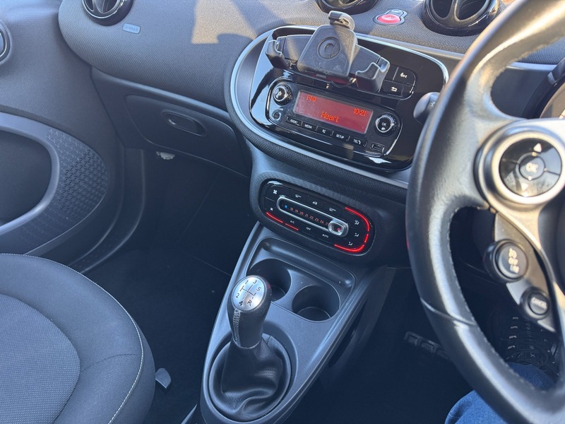 Used smart fortwo 2017 for sale - 76941709: Photo 21