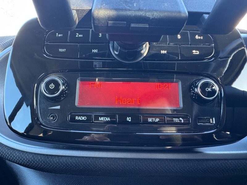 Used smart fortwo 2017 for sale - 76941709: Photo 24