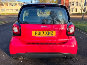Used smart fortwo 2017 for sale - 76941709: Photo