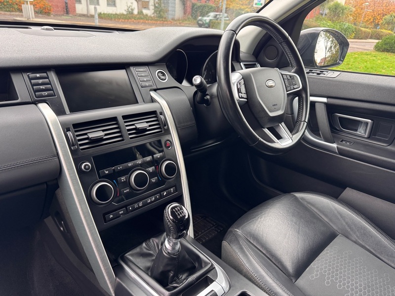 Used Land Rover Discovery Sport 2016 for sale - 76497032: Photo 11