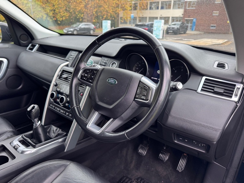 Used Land Rover Discovery Sport 2016 for sale - 76497032: Photo 12
