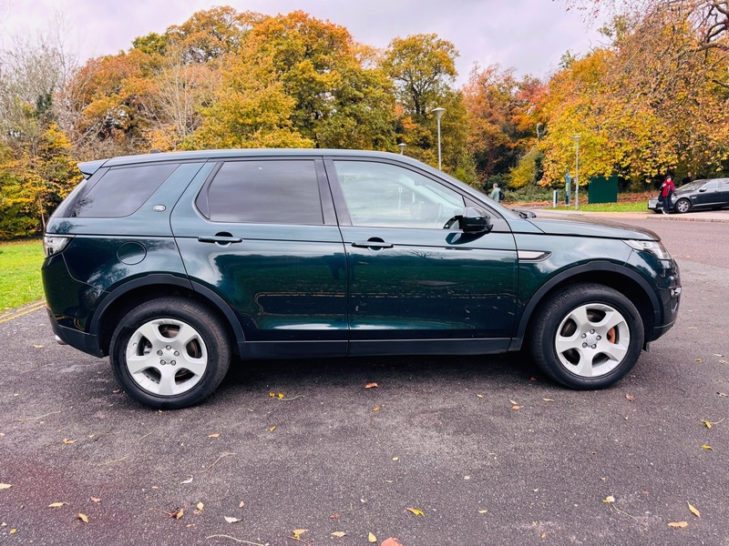 Used Land Rover Discovery Sport 2016 for sale - 76497032: Photo 2