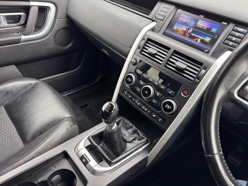 Used Land Rover Discovery Sport 2016 for sale - 76497032: Photo 21