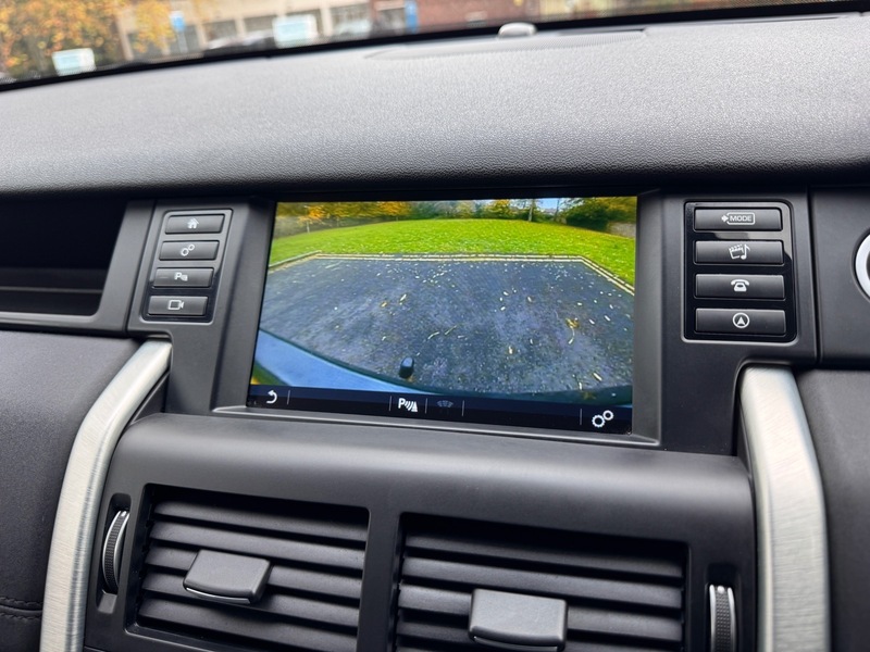 Used Land Rover Discovery Sport 2016 for sale - 76497032: Photo 25