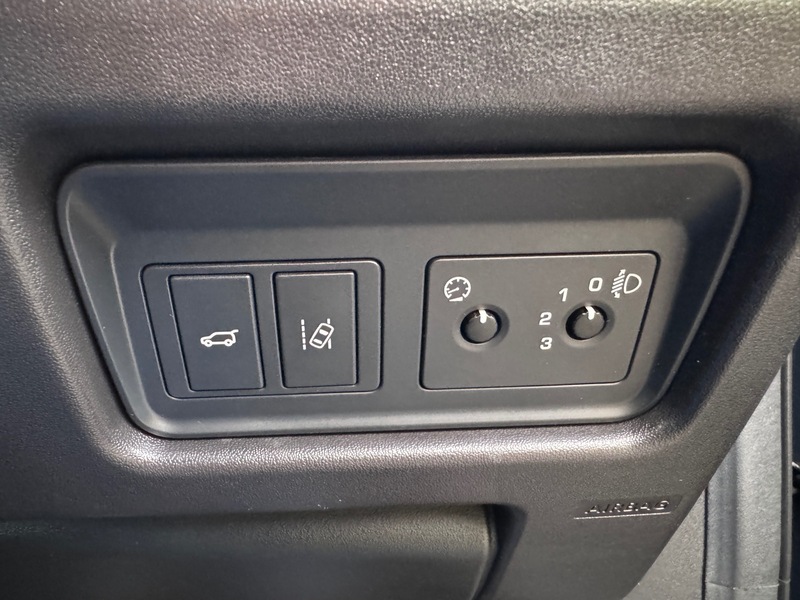 Used Land Rover Discovery Sport 2016 for sale - 76497032: Photo 31