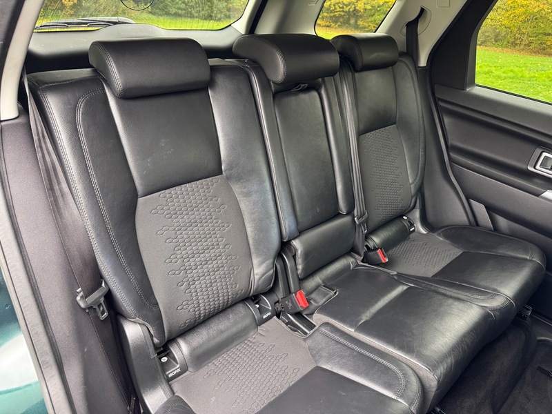 Used Land Rover Discovery Sport 2016 for sale - 76497032: Photo 41