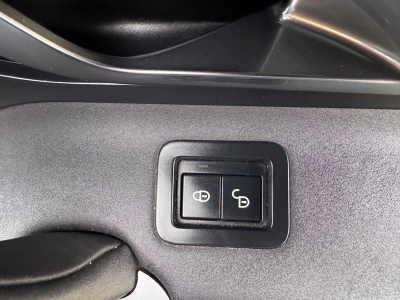 Used Land Rover Discovery Sport 2016 for sale - 76497032: Photo 45