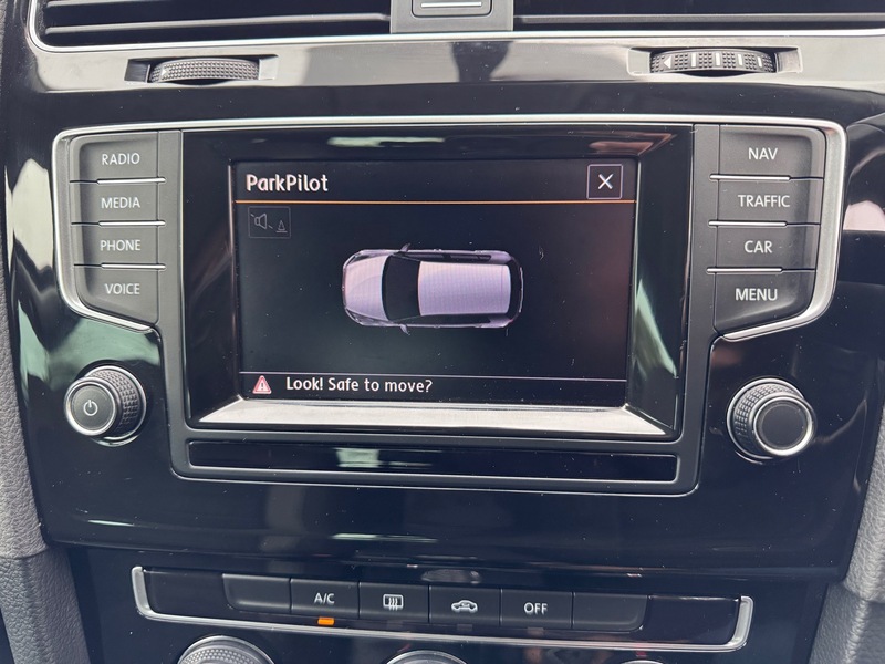 Used Volkswagen Golf 2015 for sale - 76510430: Photo 23