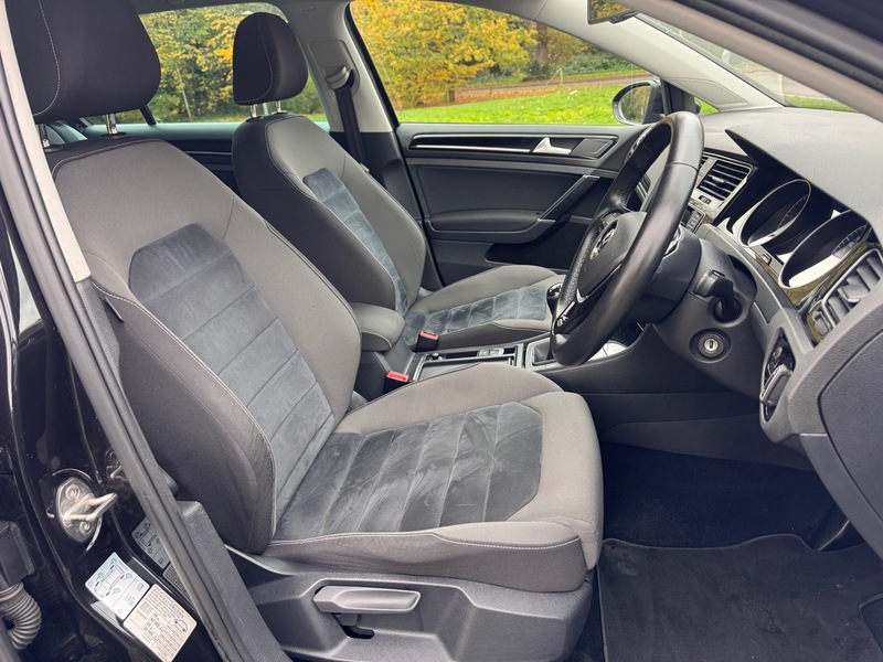 Used Volkswagen Golf 2015 for sale - 76510430: Photo 29