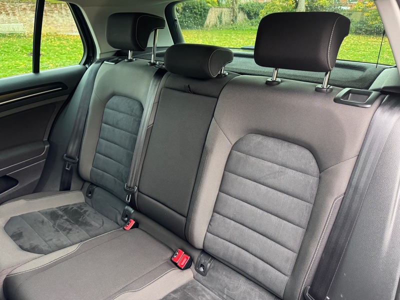 Used Volkswagen Golf 2015 for sale - 76510430: Photo 36