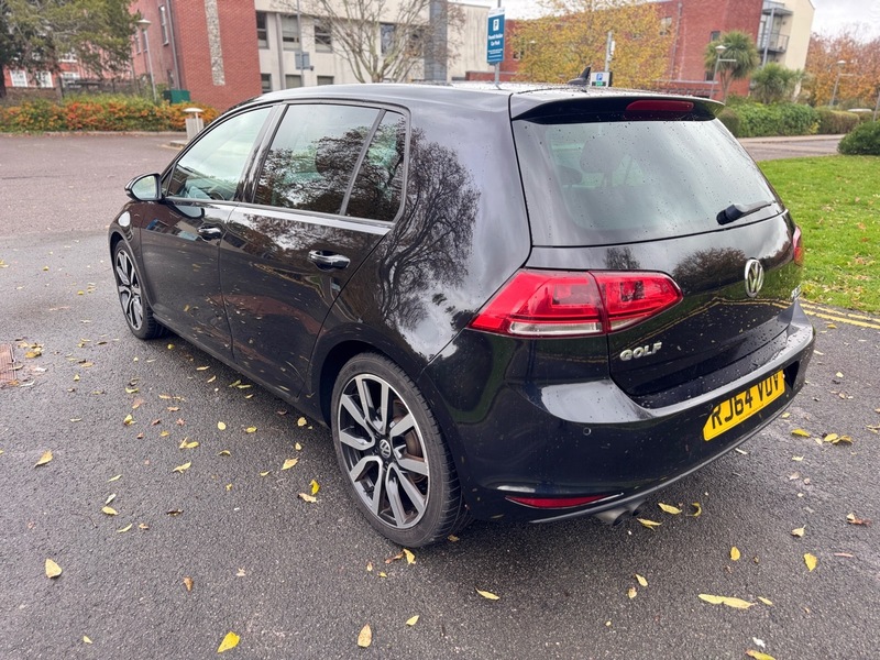 Used Volkswagen Golf 2015 for sale - 76510430: Photo 5