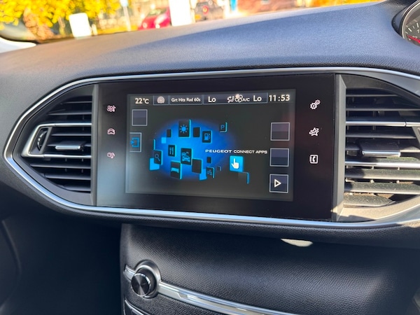 Used Peugeot 308 2015 for sale - 76313342: Photo 22