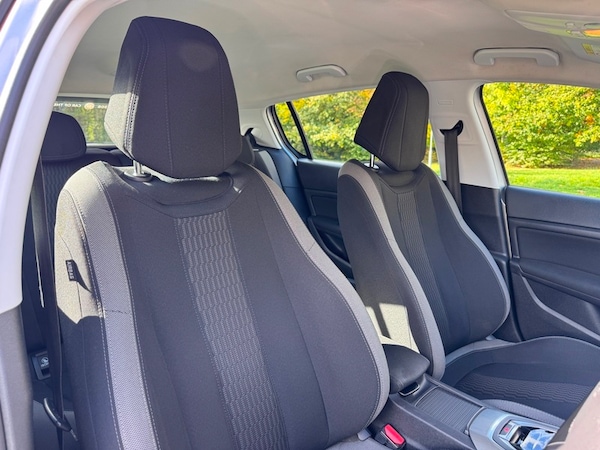 Used Peugeot 308 2015 for sale - 76313342: Photo 29