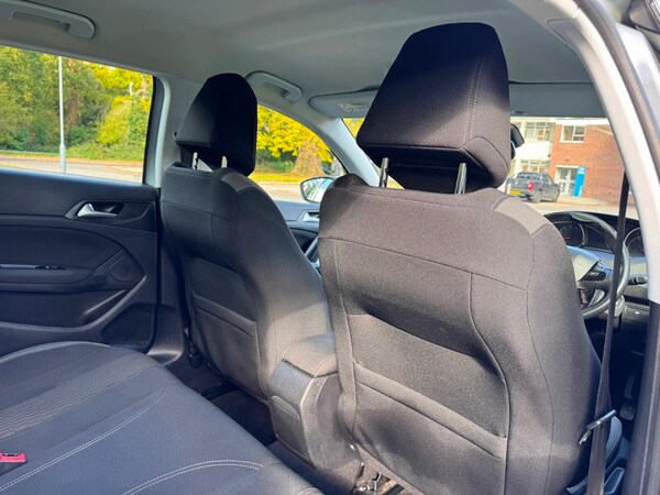 Used Peugeot 308 2015 for sale - 76313342: Photo 36