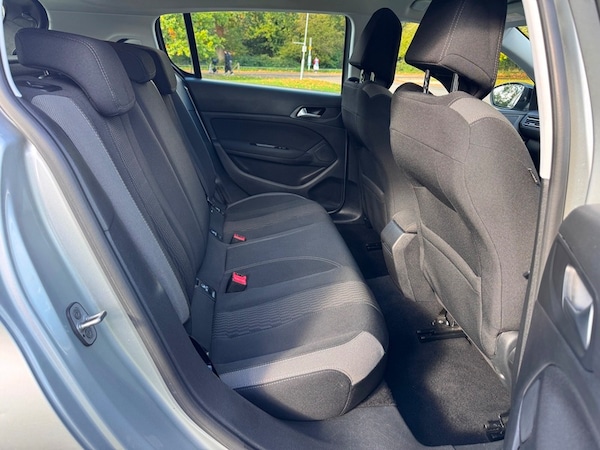 Used Peugeot 308 2015 for sale - 76313342: Photo 37