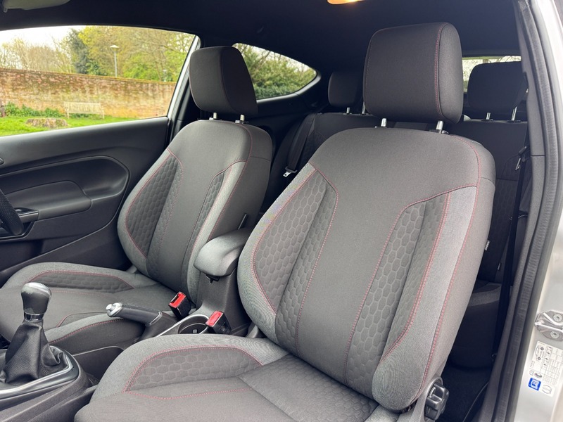 Used Ford Fiesta 2016 for sale - 78097622: Photo 33