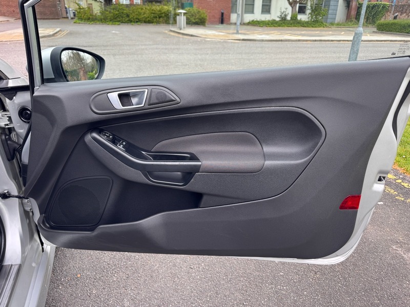 Used Ford Fiesta 2016 for sale - 78097622: Photo 36