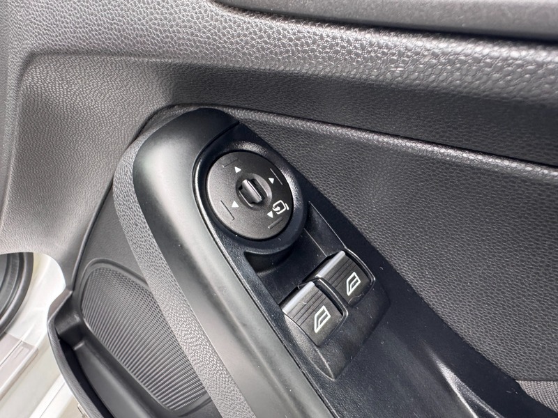 Used Ford Fiesta 2016 for sale - 78097622: Photo 37