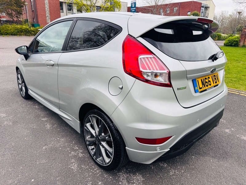 Used Ford Fiesta 2016 for sale - 78097622: Photo 5