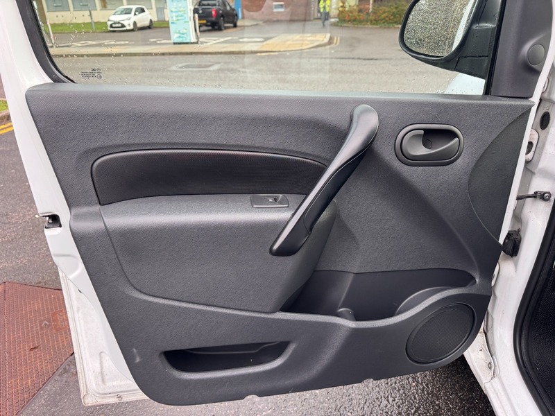 Used Renault Kangoo 2015 for sale - 77264161: Photo 27