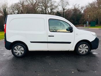 Used Renault Kangoo 2015 for sale - 77264161: Photo