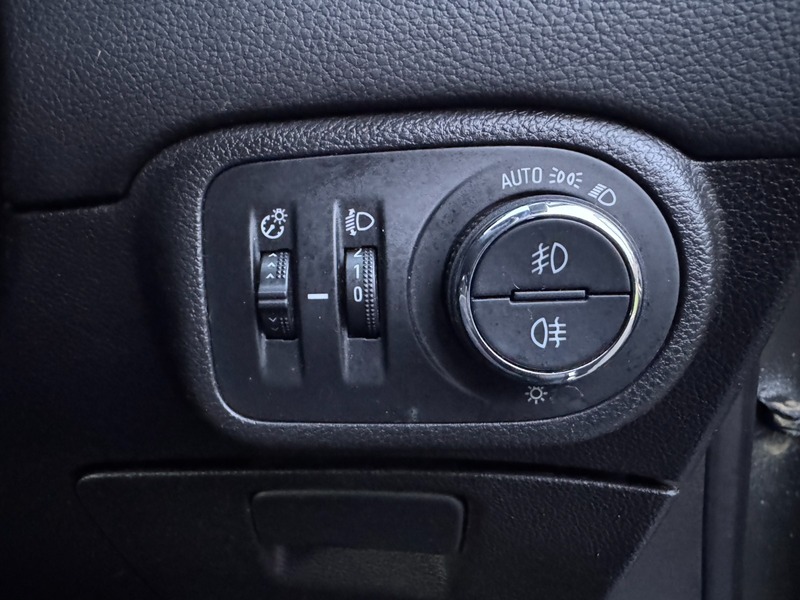 Used Vauxhall Zafira 2017 for sale - 77547980: Photo 27