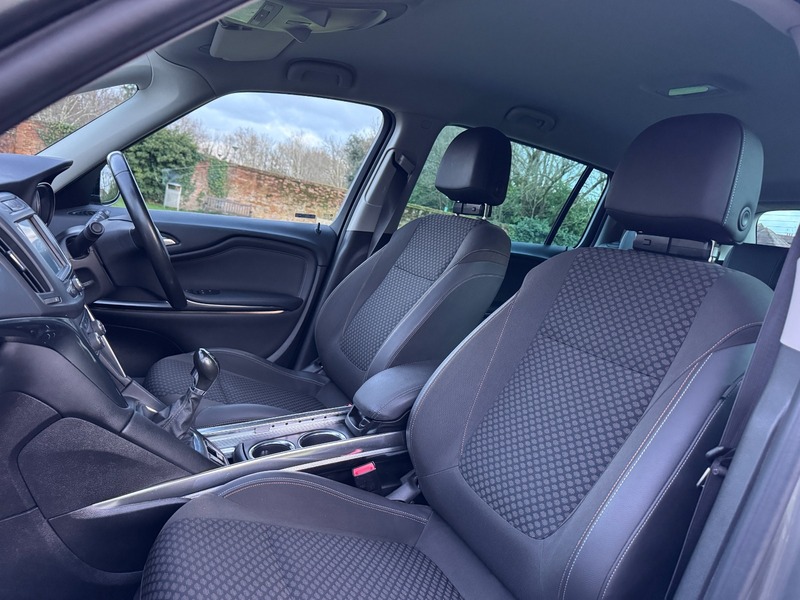 Used Vauxhall Zafira 2017 for sale - 77547980: Photo 31