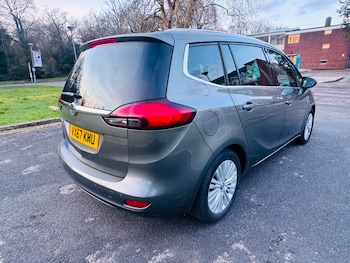Used Vauxhall Zafira 2017 for sale - 77547980: Photo