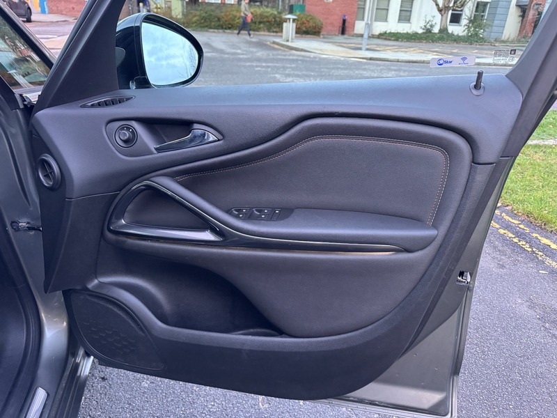 Used Vauxhall Zafira 2017 for sale - 77547980: Photo 41