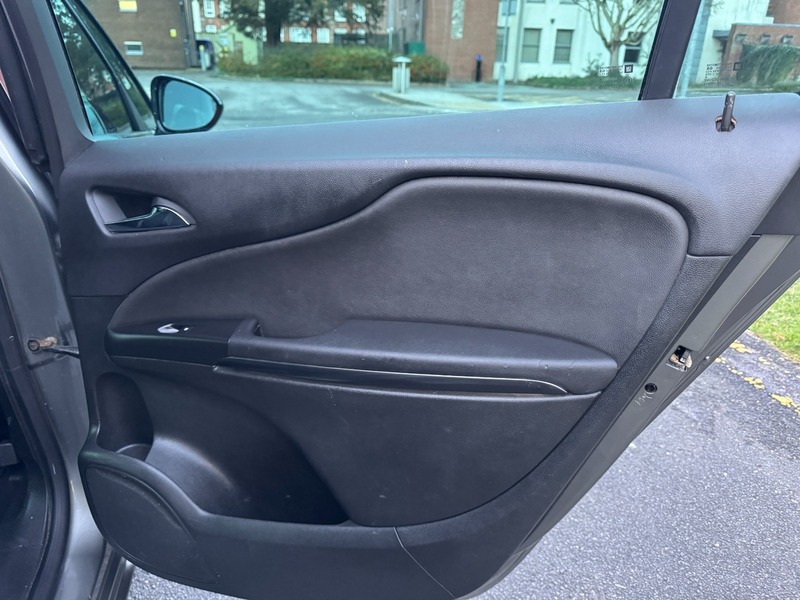 Used Vauxhall Zafira 2017 for sale - 77547980: Photo 44