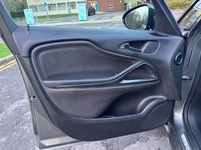 Used Vauxhall Zafira 2017 for sale - 77547980: Photo 46