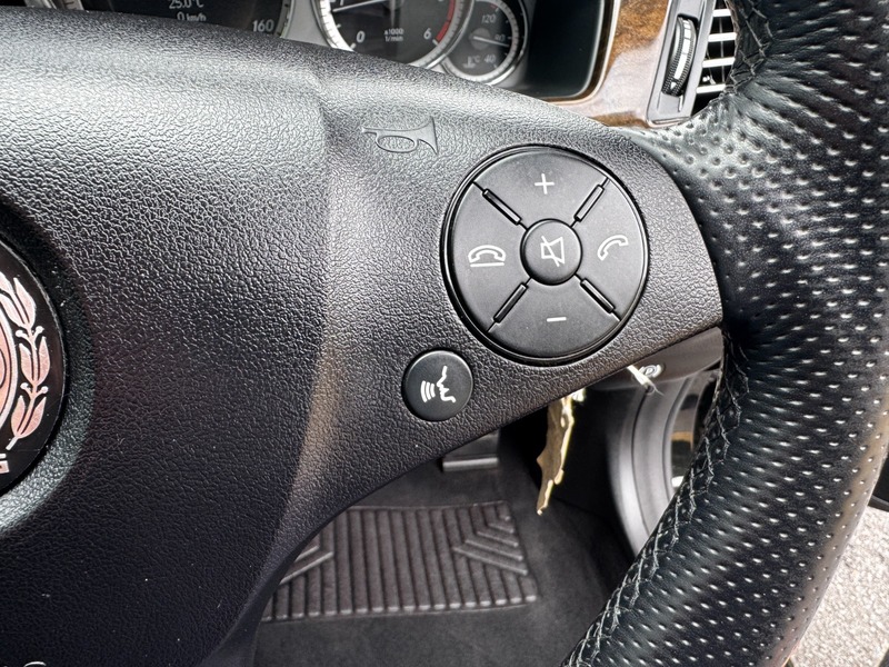 Used Mercedes-Benz E Class 2012 for sale - 76376396: Photo 10