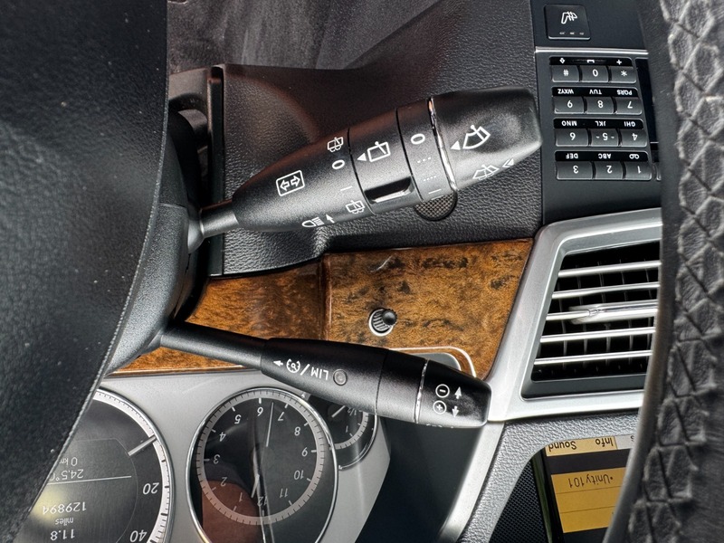 Used Mercedes-Benz E Class 2012 for sale - 76376396: Photo 19