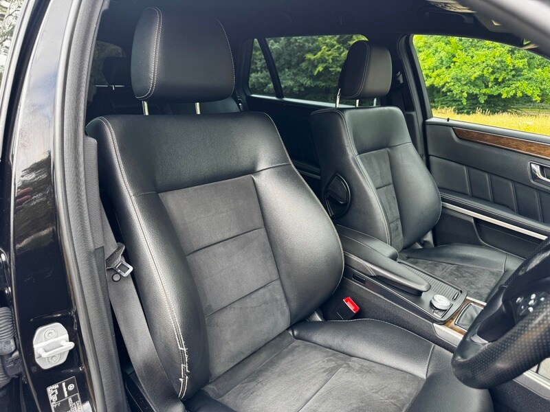 Used Mercedes-Benz E Class 2012 for sale - 76376396: Photo 23