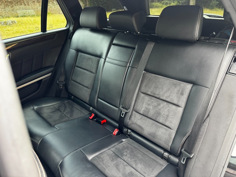 Used Mercedes-Benz E Class 2012 for sale - 76376396: Photo 27