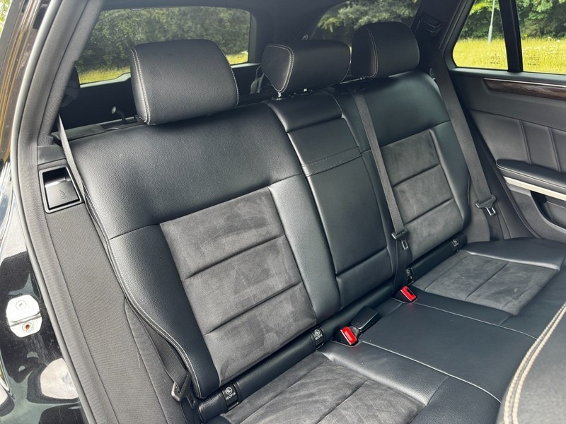 Used Mercedes-Benz E Class 2012 for sale - 76376396: Photo 29