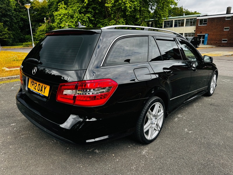 Used Mercedes-Benz E Class 2012 for sale - 76376396: Photo 38