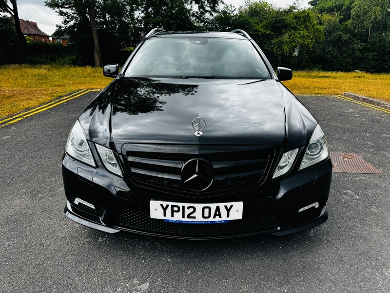 Used Mercedes-Benz E Class 2012 for sale - 76376396: Photo 43
