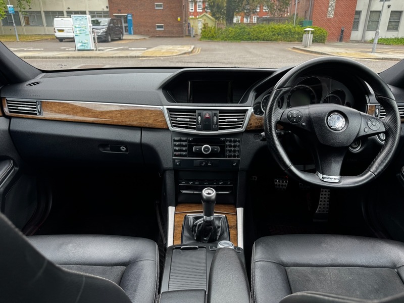 Used Mercedes-Benz E Class 2012 for sale - 76376396: Photo 6