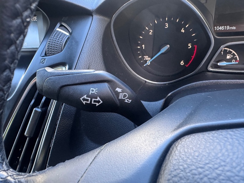 Used Ford Focus 2015 for sale - 75953050: Photo 17