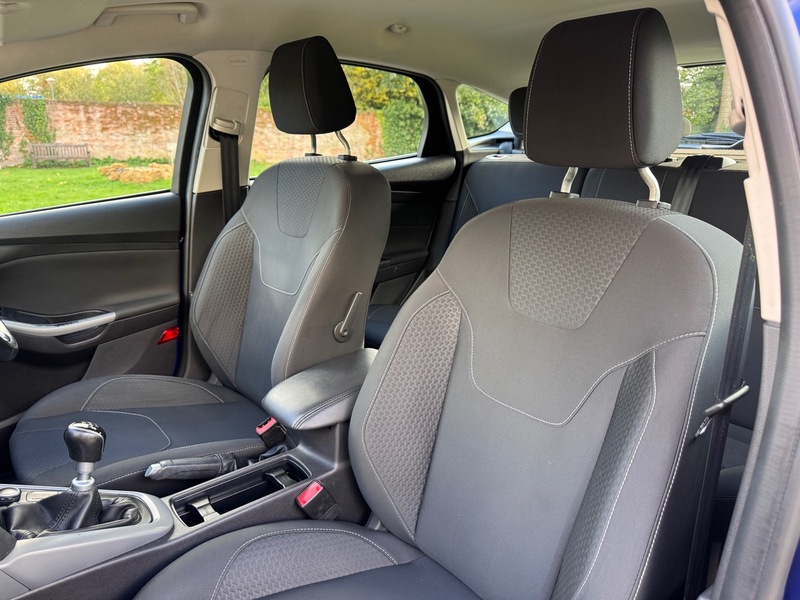 Used Ford Focus 2015 for sale - 75953050: Photo 34