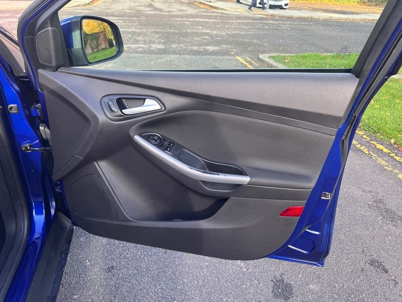 Used Ford Focus 2015 for sale - 75953050: Photo 41