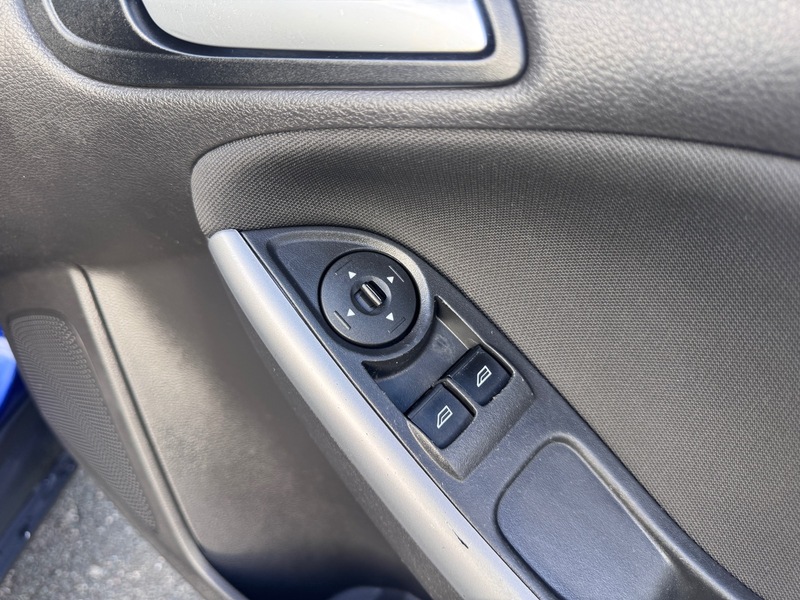 Used Ford Focus 2015 for sale - 75953050: Photo 42