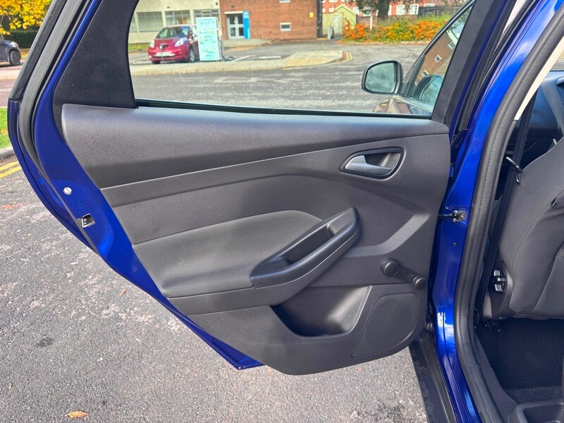 Used Ford Focus 2015 for sale - 75953050: Photo 45