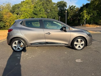Used Renault Clio 2015 for sale - 79629845: Photo