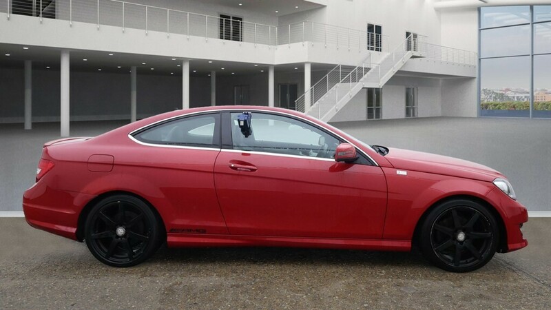 Used Mercedes-Benz C Class 2015 for sale - 77437910: Photo 5