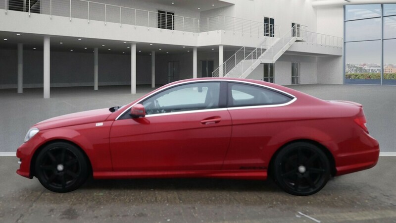 Used Mercedes-Benz C Class 2015 for sale - 77437910: Photo 6