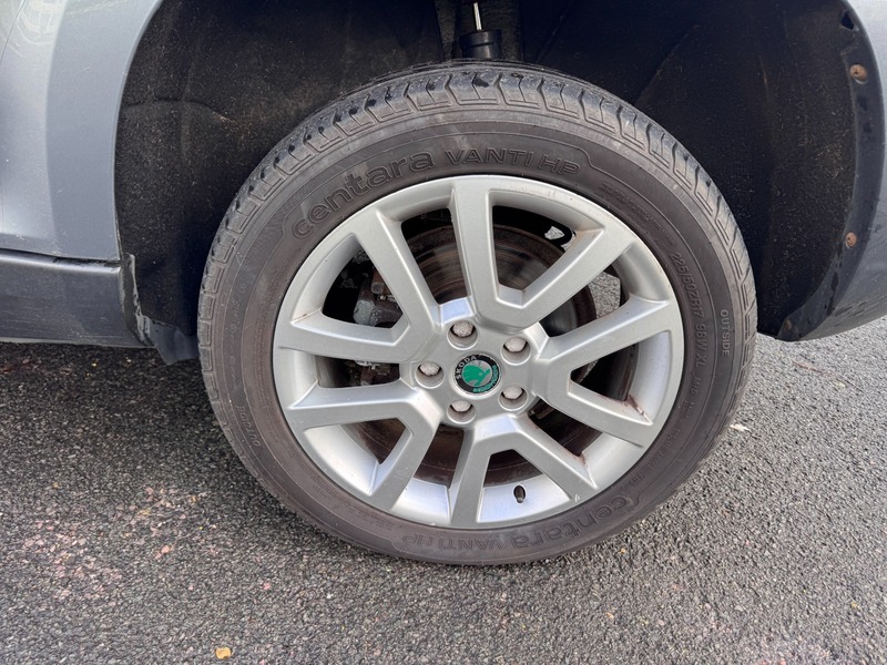 Used Skoda Yeti 2011 for sale - 76758780: Photo 44